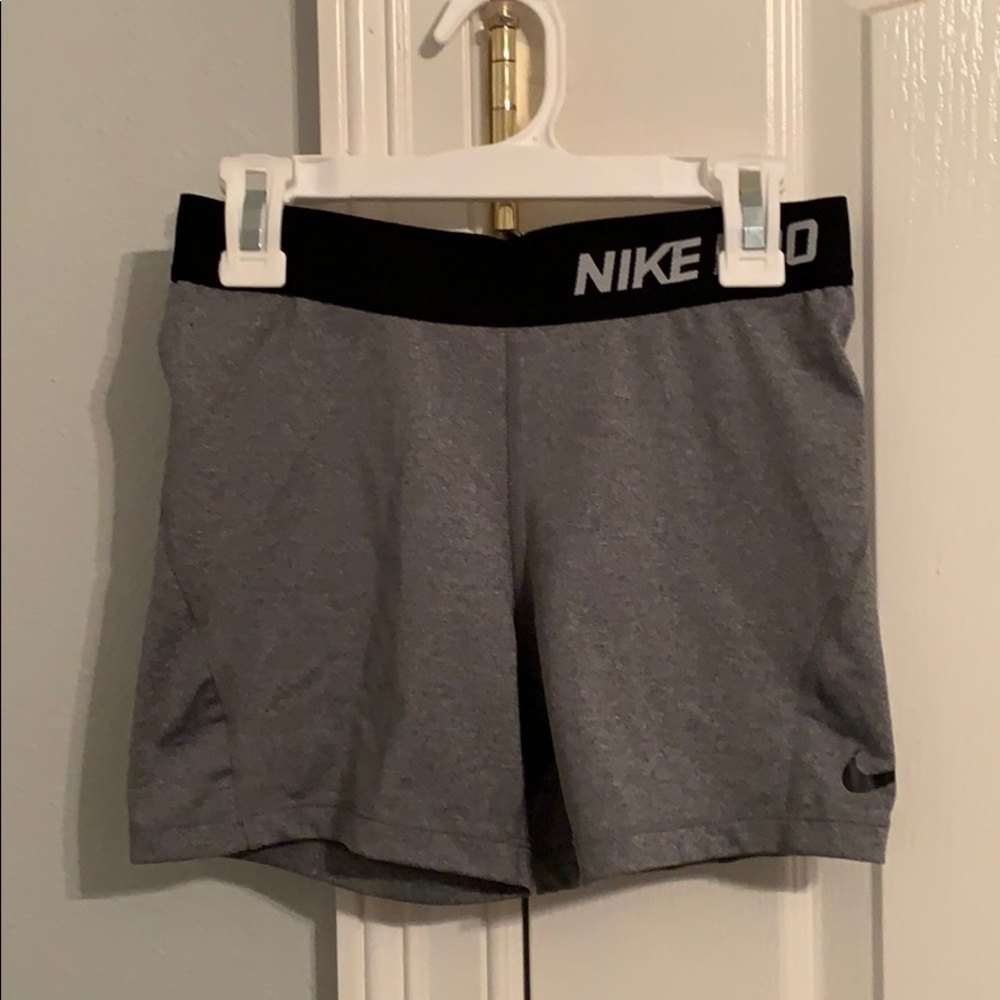 girls’ nike pro shorts
